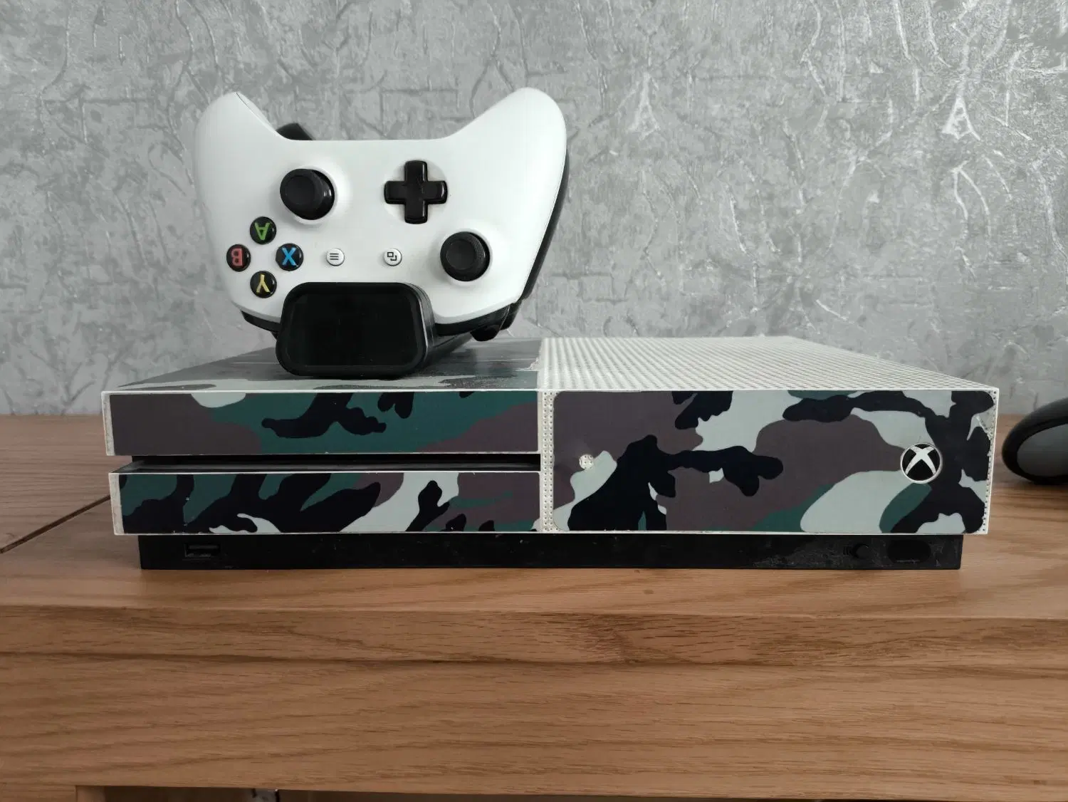 Xbox one s|کنسول، بازی ویدئویی و آنلاین|مشهد, شهید بصیر|دیوار
