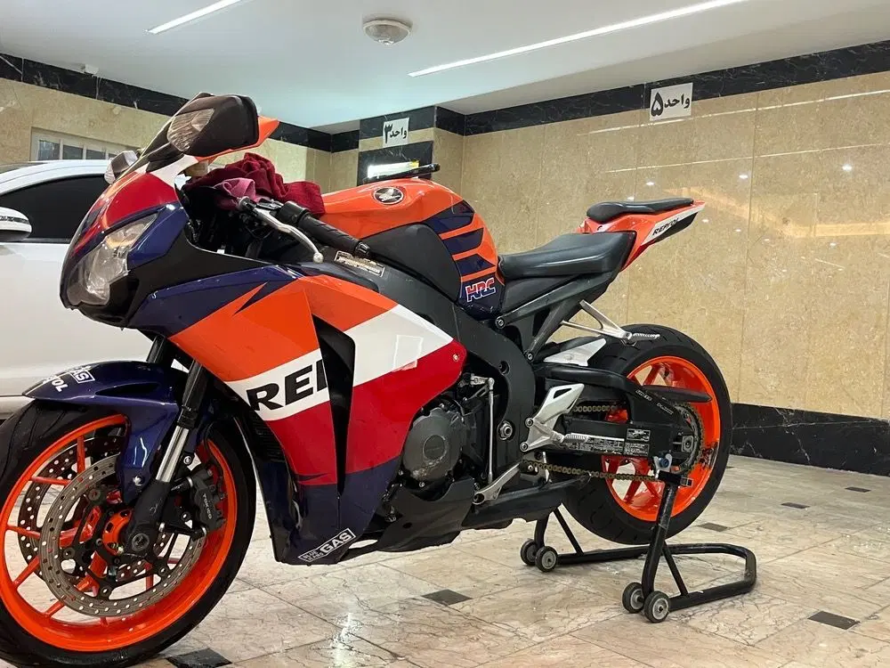 cbr1000|موتورسیکلت|تهران, منیریه|دیوار