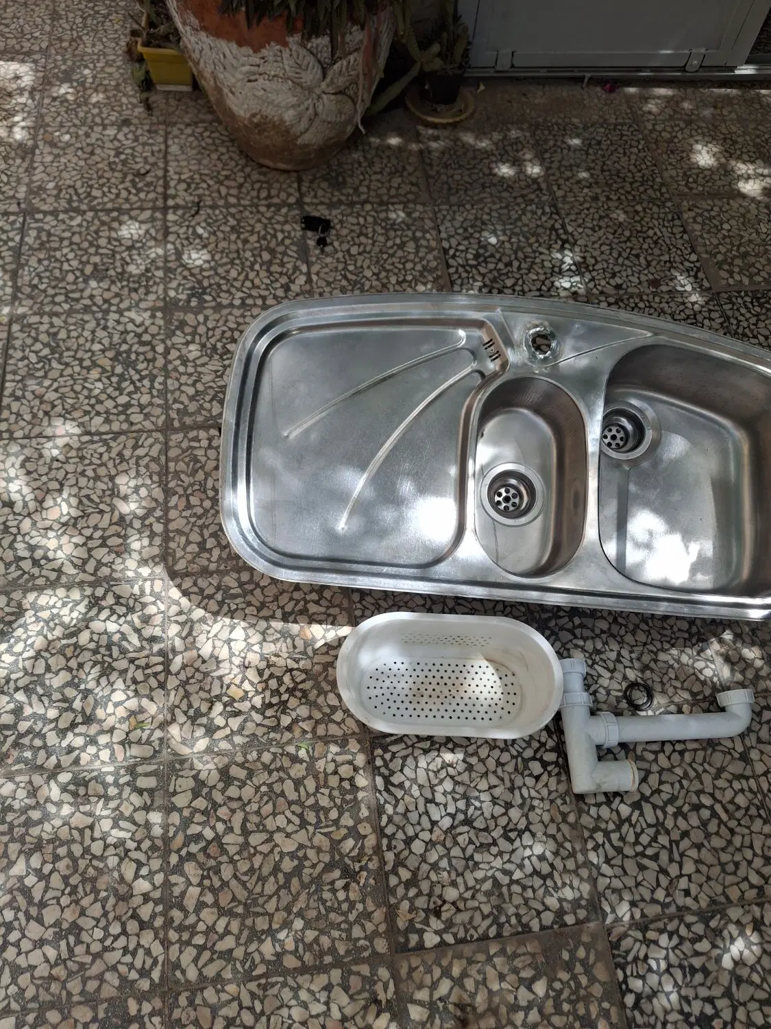 سینک|آب‌چکان و نظم‌دهنده ظروف|کاشان, عربها|دیوار