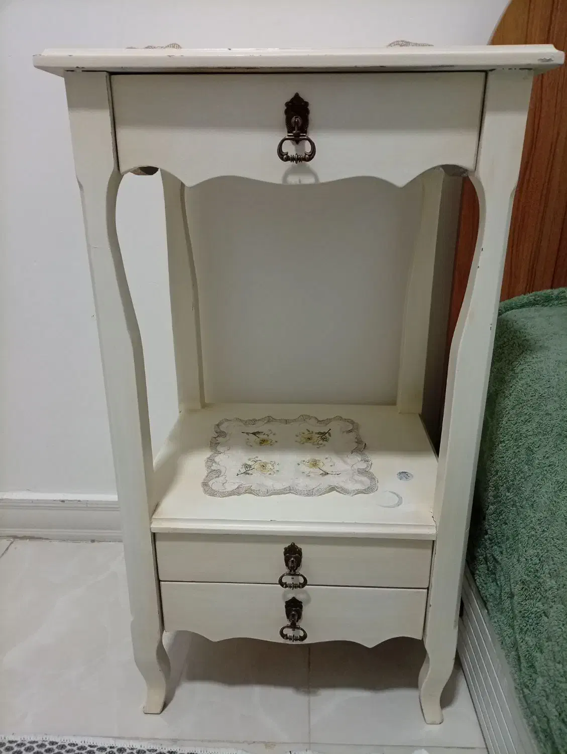 میز|میز تلفن|گرمسار, |دیوار