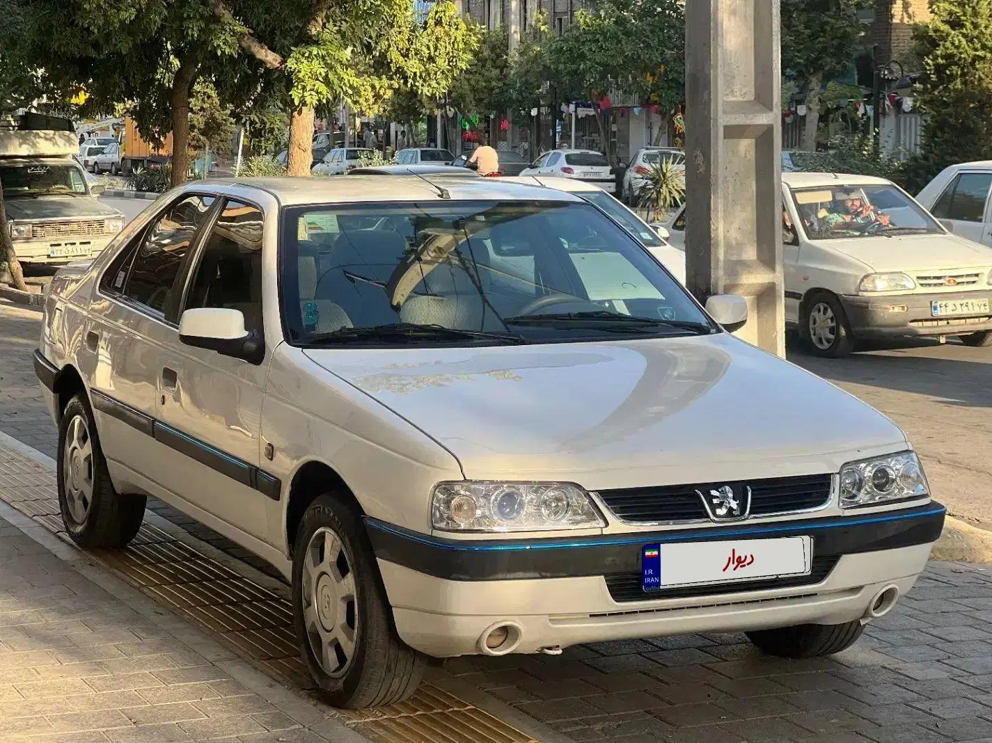 405 مدل 97|خودرو سواری و وانت|مشهد, گلبرگ|دیوار