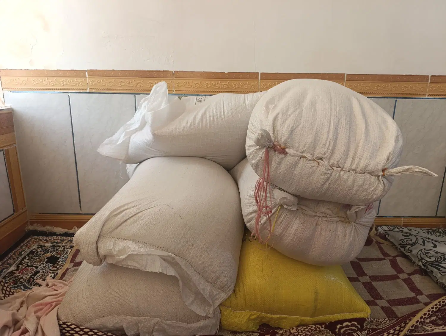 برنج|خوردنی و آشامیدنی|لردگان, |دیوار