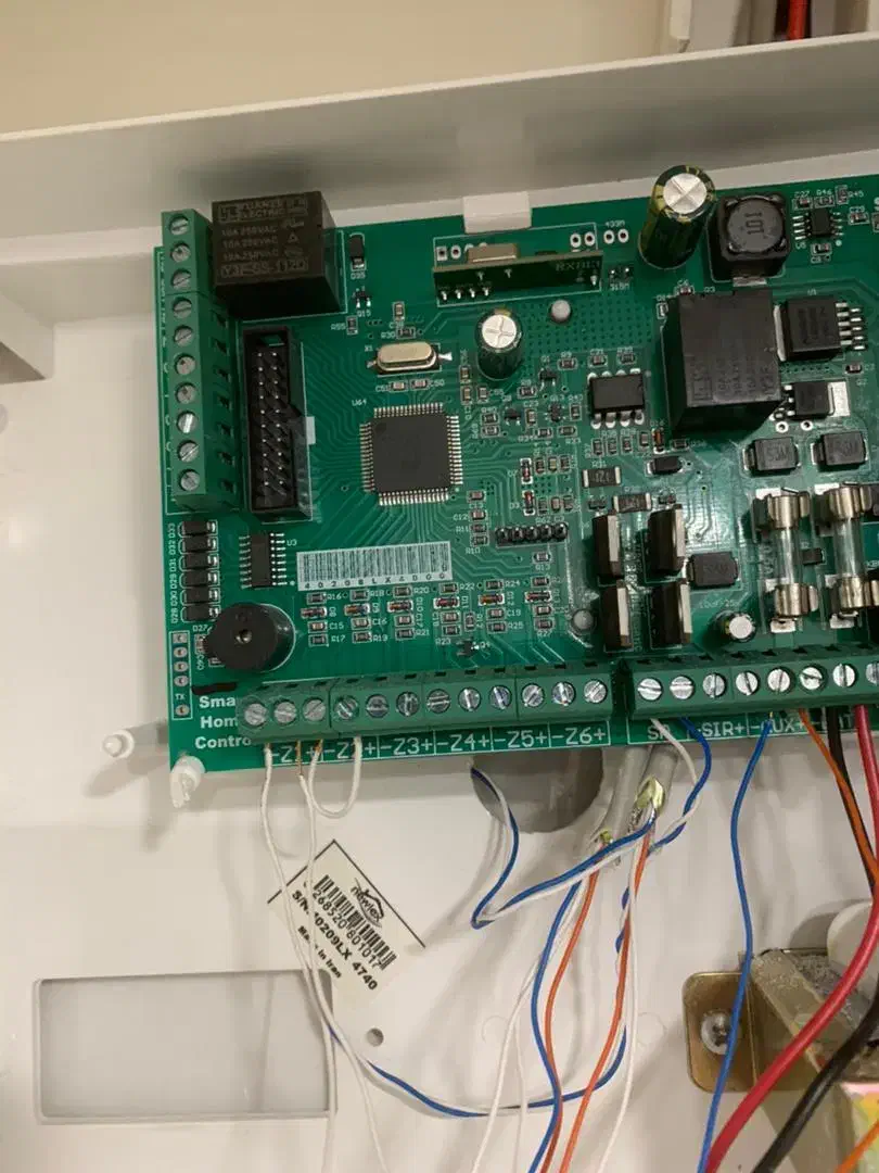 برق کار برقکاری دوربین ایفون تاسیسات باز سازی بنا|خدمات پیشه و مهارت|تهران, زعفرانیه|دیوار