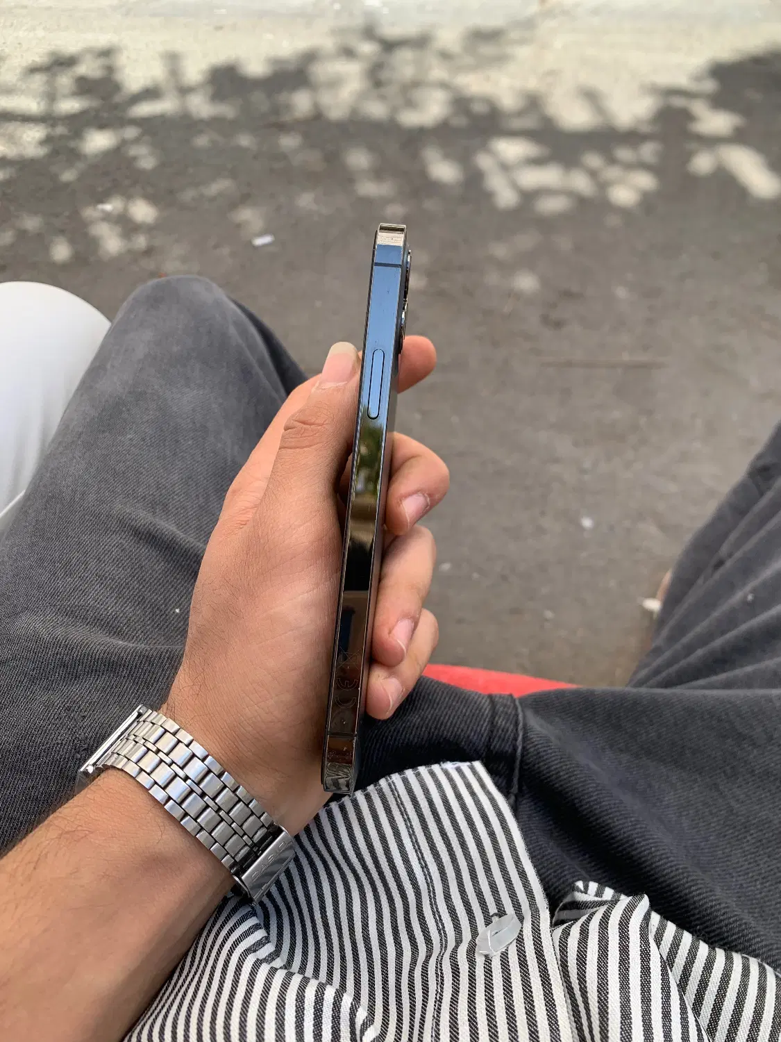 Iphone 12pro|موبایل|رباط‌کریم, رباط‌کریم|دیوار