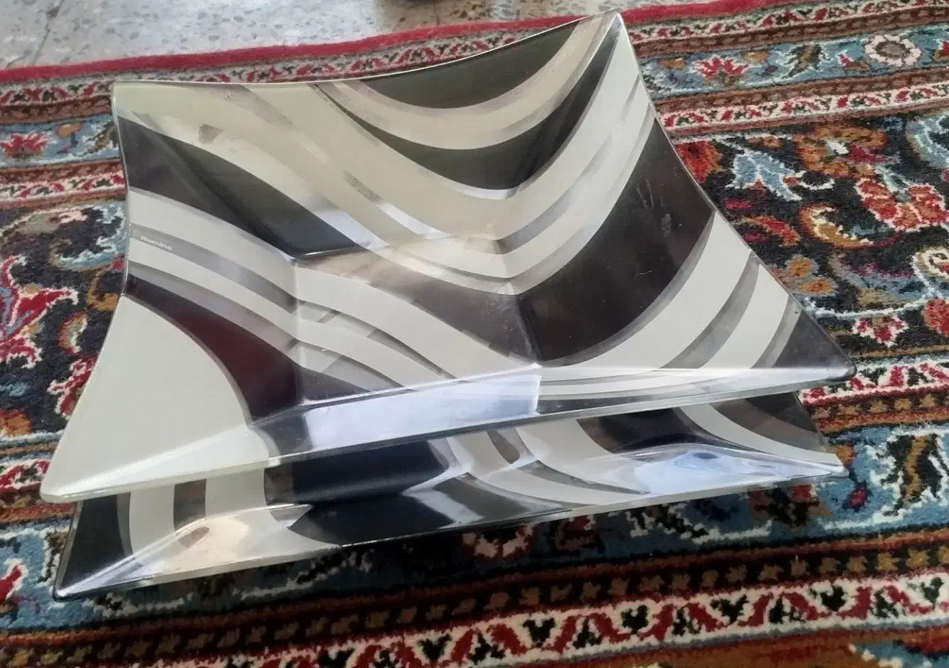 قاب|ظروف سرو و پذیرایی|میاندوآب, |دیوار