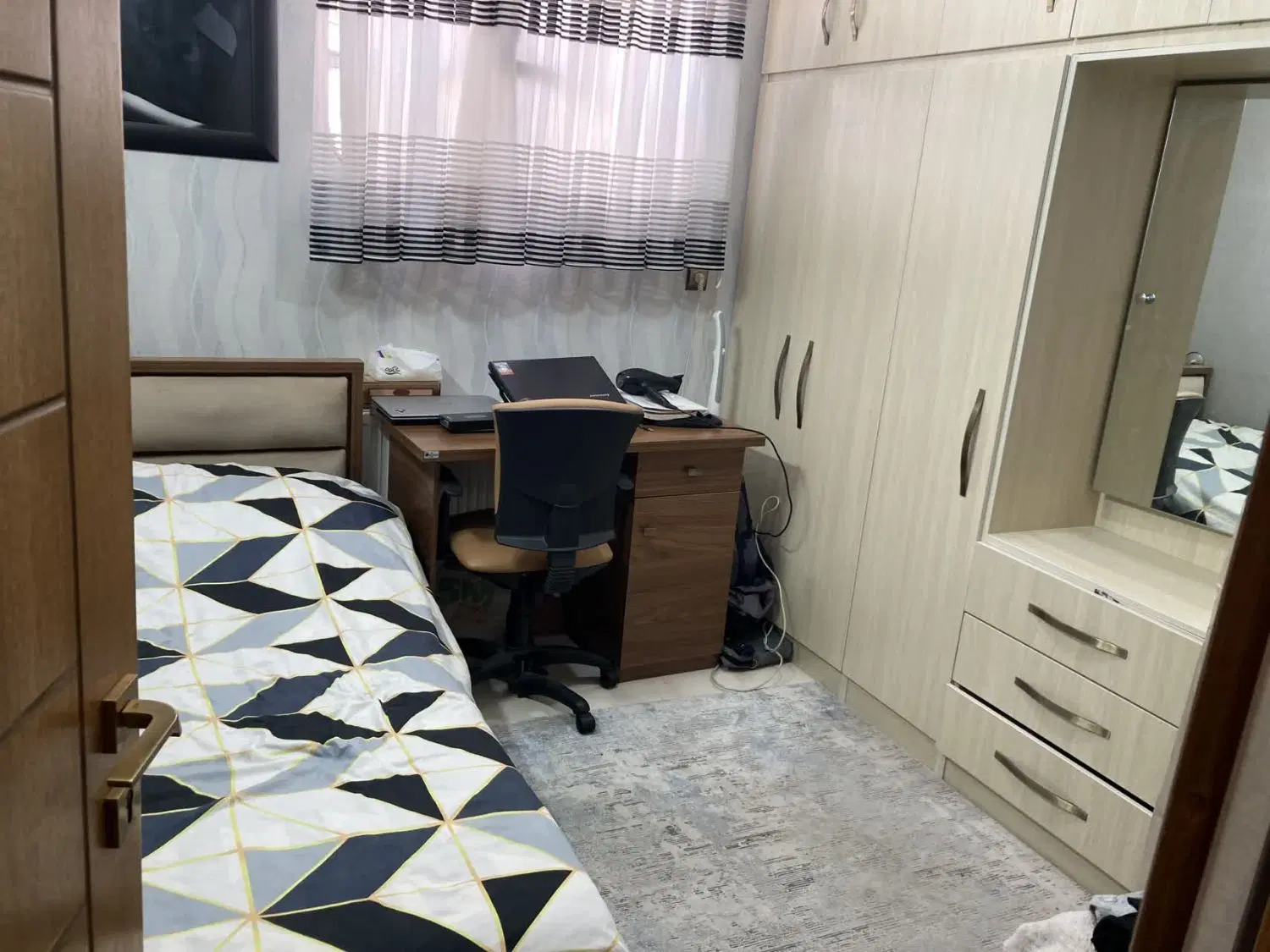 استادهمایی ط اول ۷۰متر۲خ دارای ۲۰متربهارخواب - Widok 4