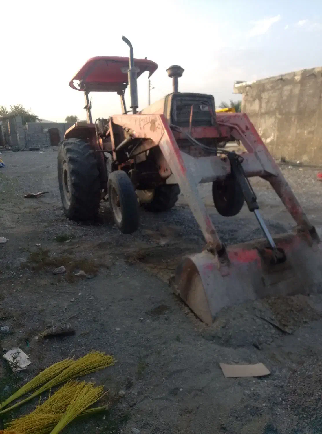 تراکتور بیل دار|خودرو سنگین|چاه مرید, |دیوار