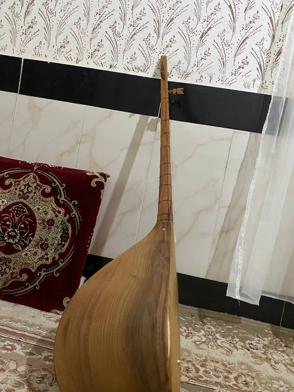 دوتار|سازهای سنتی|باخزر, |دیوار