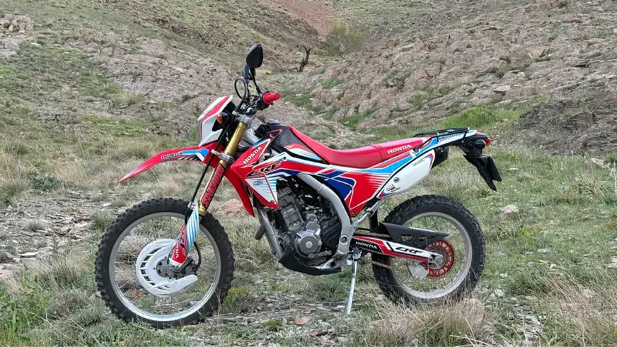هوندا CRF250L مدل 2016 پلاک ملی|موتورسیکلت|اراک, |دیوار