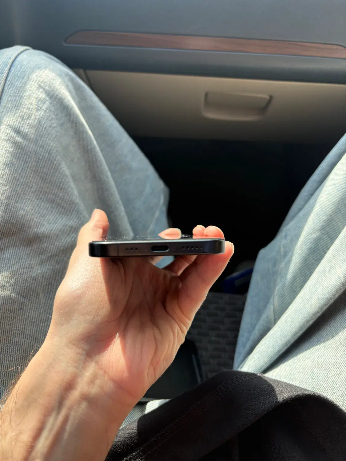 Iphone16 normal|موبایل|سنندج, |دیوار
