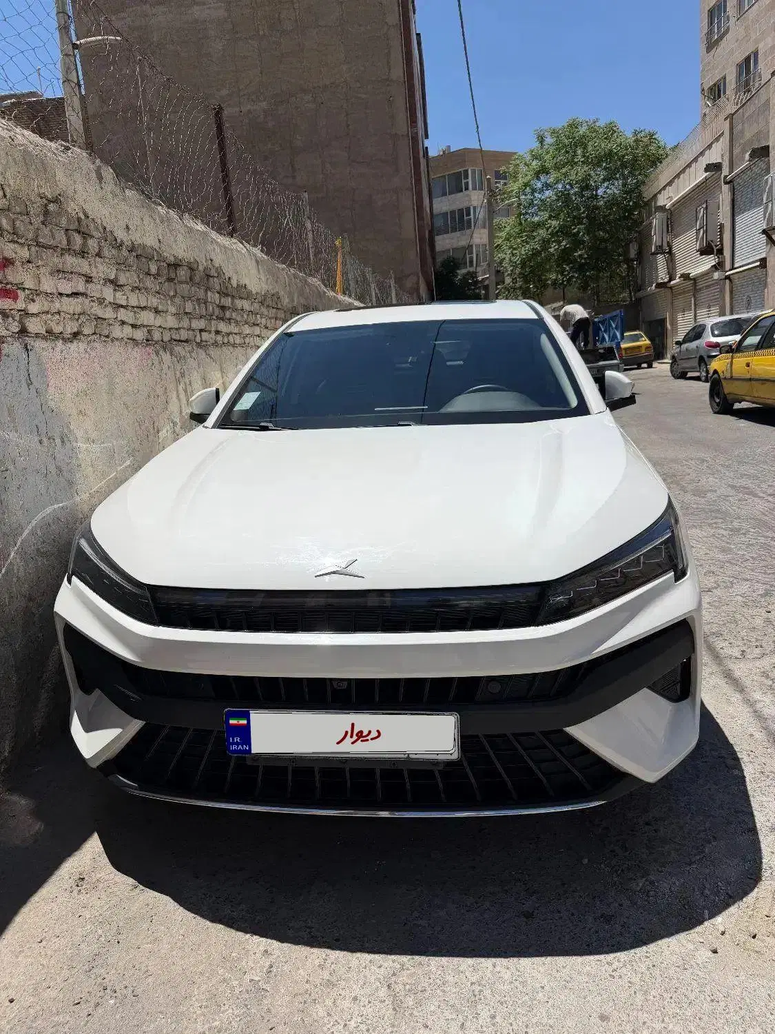 J7 1403 در حد|خودرو سواری و وانت|کرج, اصفهانی‌ها|دیوار