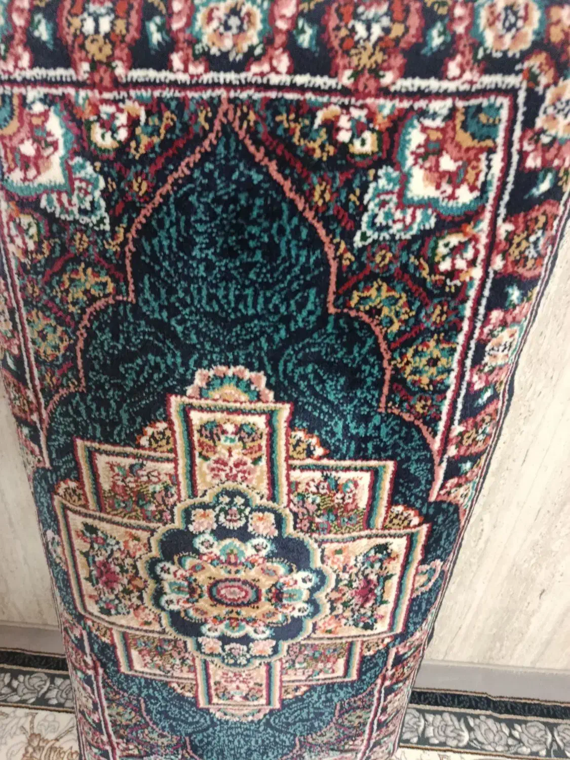 پشتی|پشتی|مشهد, شهید جنگی|دیوار