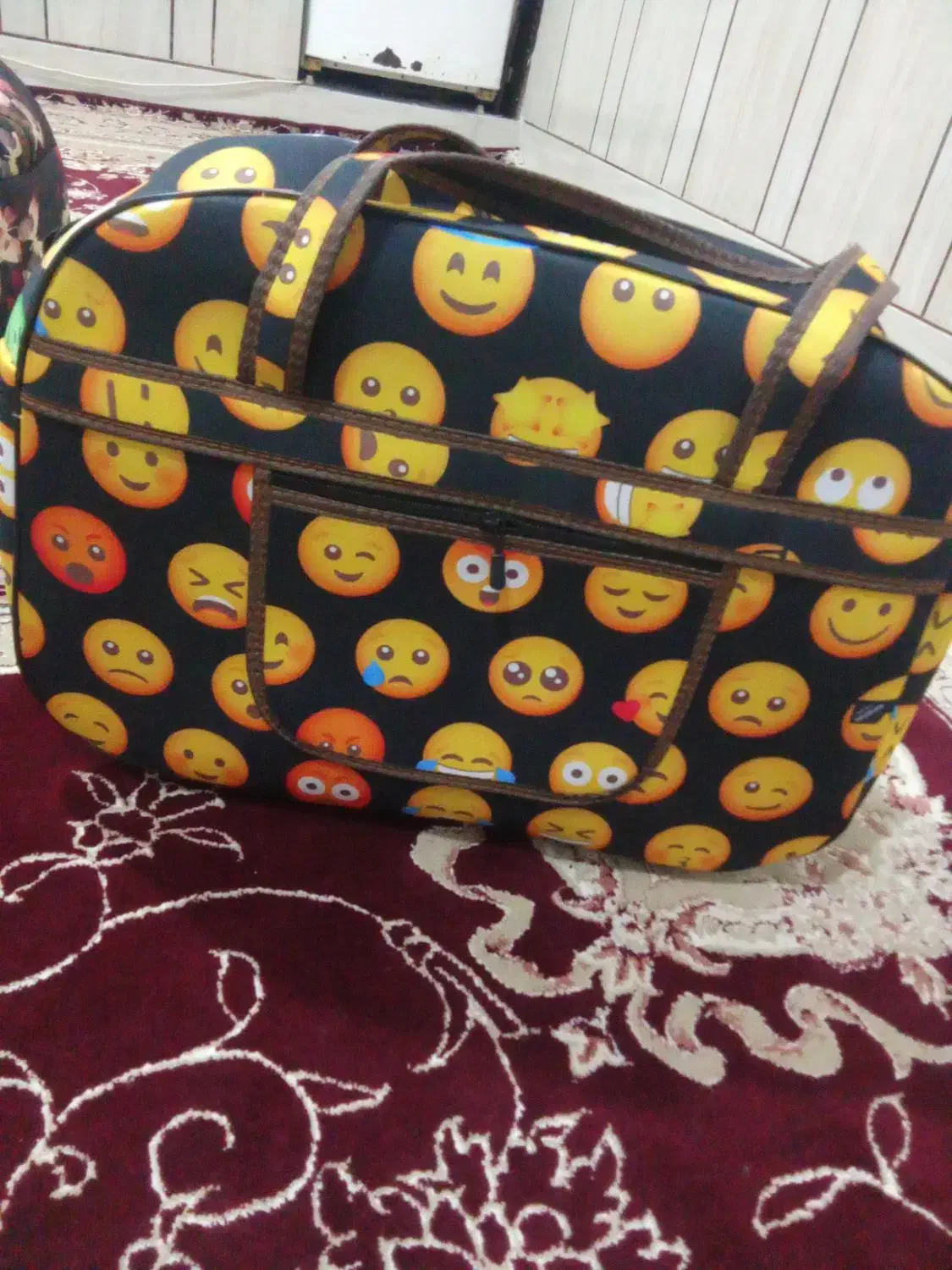 جا جیم|کیف، کفش، کمربند|خانمیرزا, |دیوار