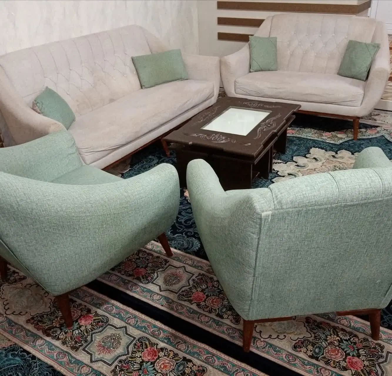 مبل|مبلمان خانگی و میز عسلی|ابهر, |دیوار