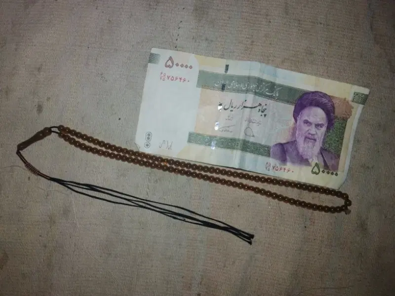 تسبیح|کلکسیون اشیاء عتیقه|همدان, |دیوار