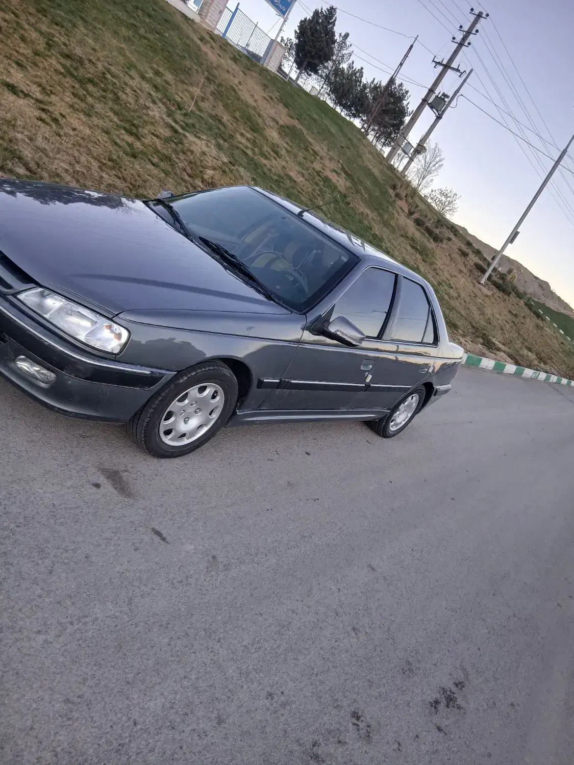 پارس ۴۰۱|خودرو سواری و وانت|بروجرد, |دیوار