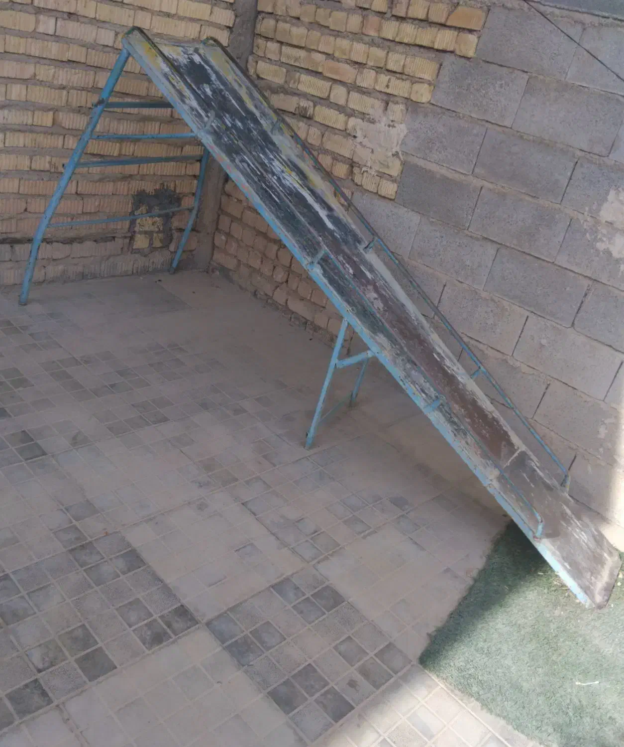 سر سره فلزی|اسباب‌‌بازی|شیراز, کرونی(خاتونک)|دیوار