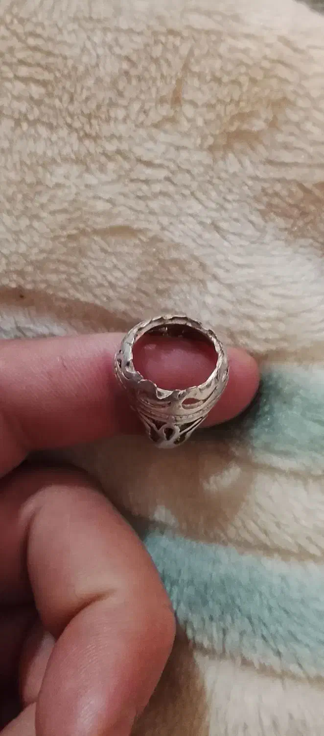 انگشتر|کلکسیون اشیاء عتیقه|نهاوند, |دیوار