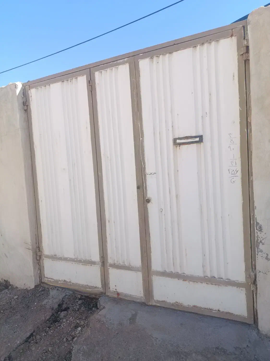 درب حیاط|مصالح و تجهیزات ساختمان|فسا, |دیوار