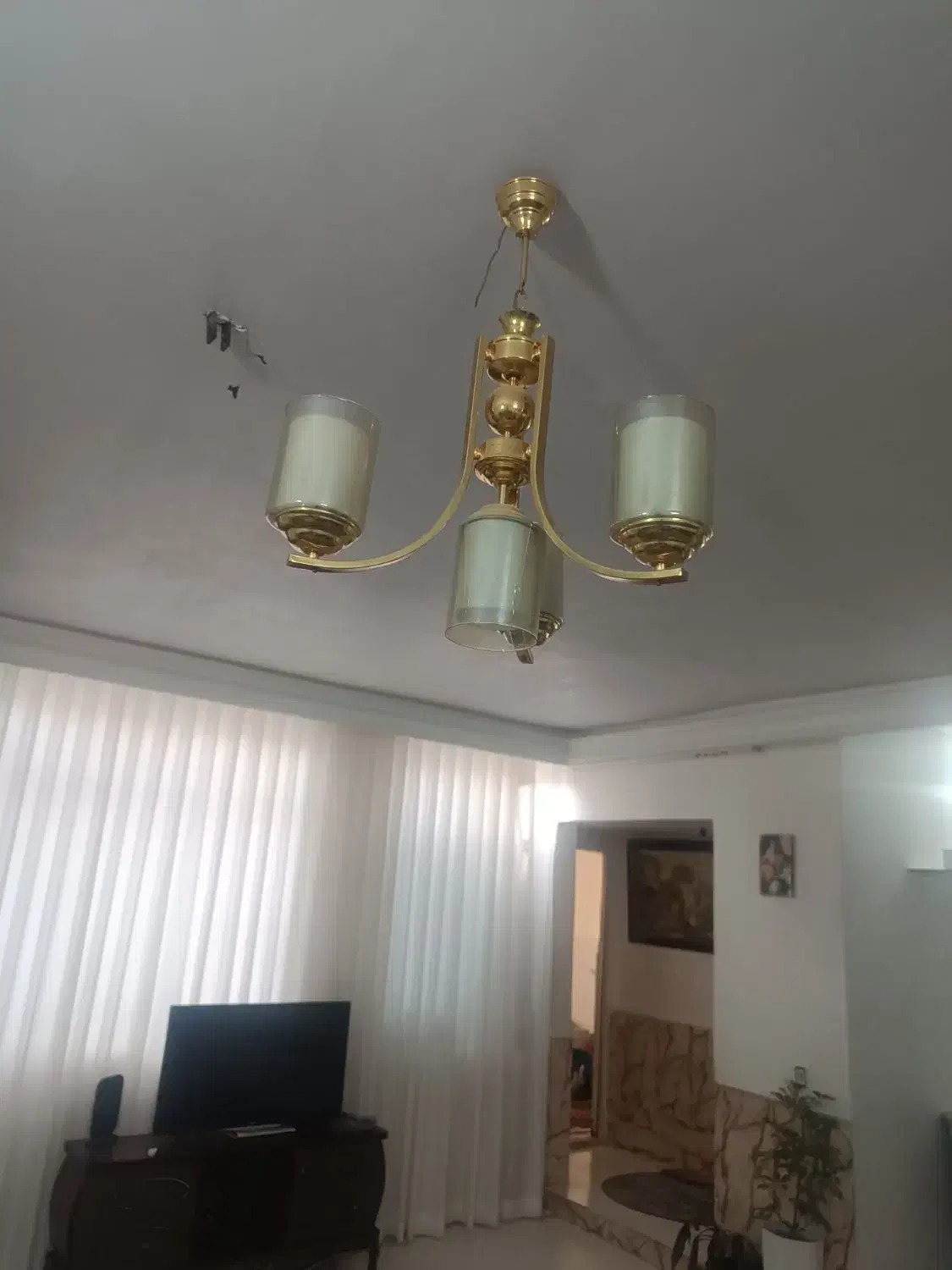 لوستر|لوستر و چراغ آویز|نیشابور, فردوسی جنوبی|دیوار