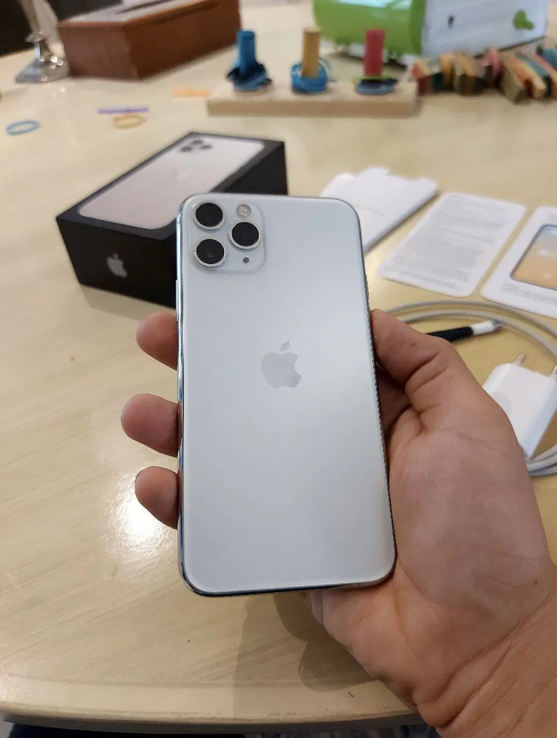 iPhone 11 Pro 256|موبایل|تهران, صادقیه|دیوار