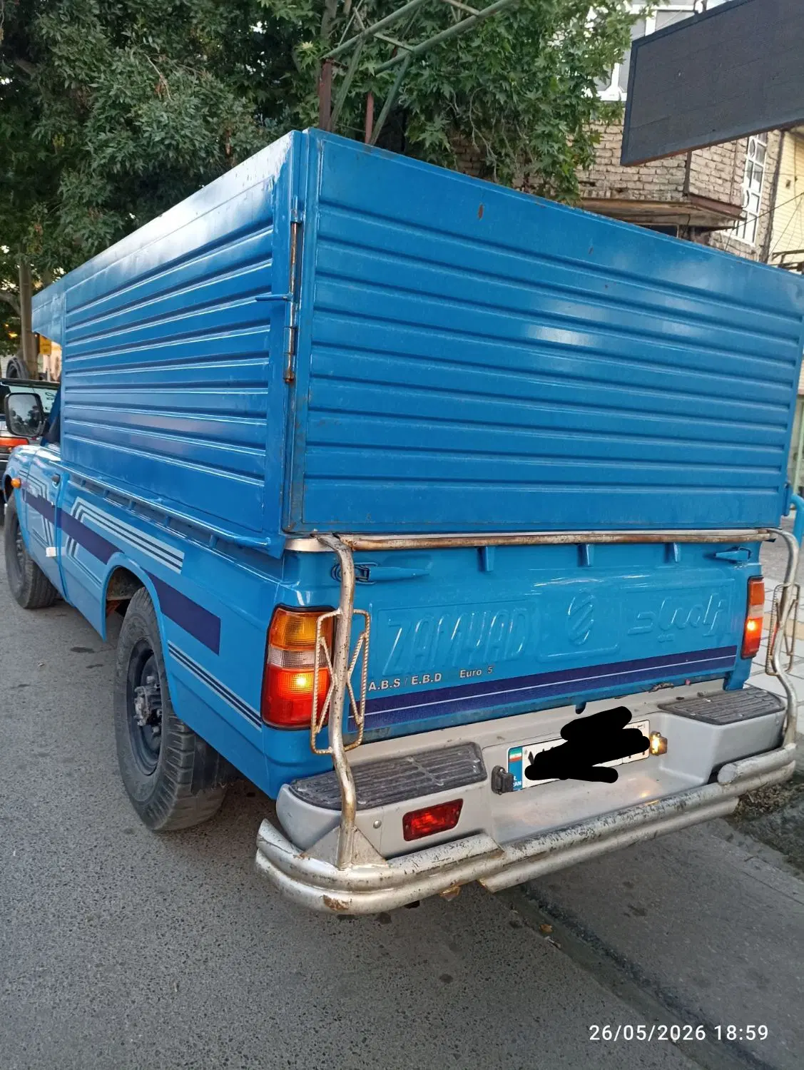 نیسان|خودرو سواری و وانت|الیگودرز, |دیوار