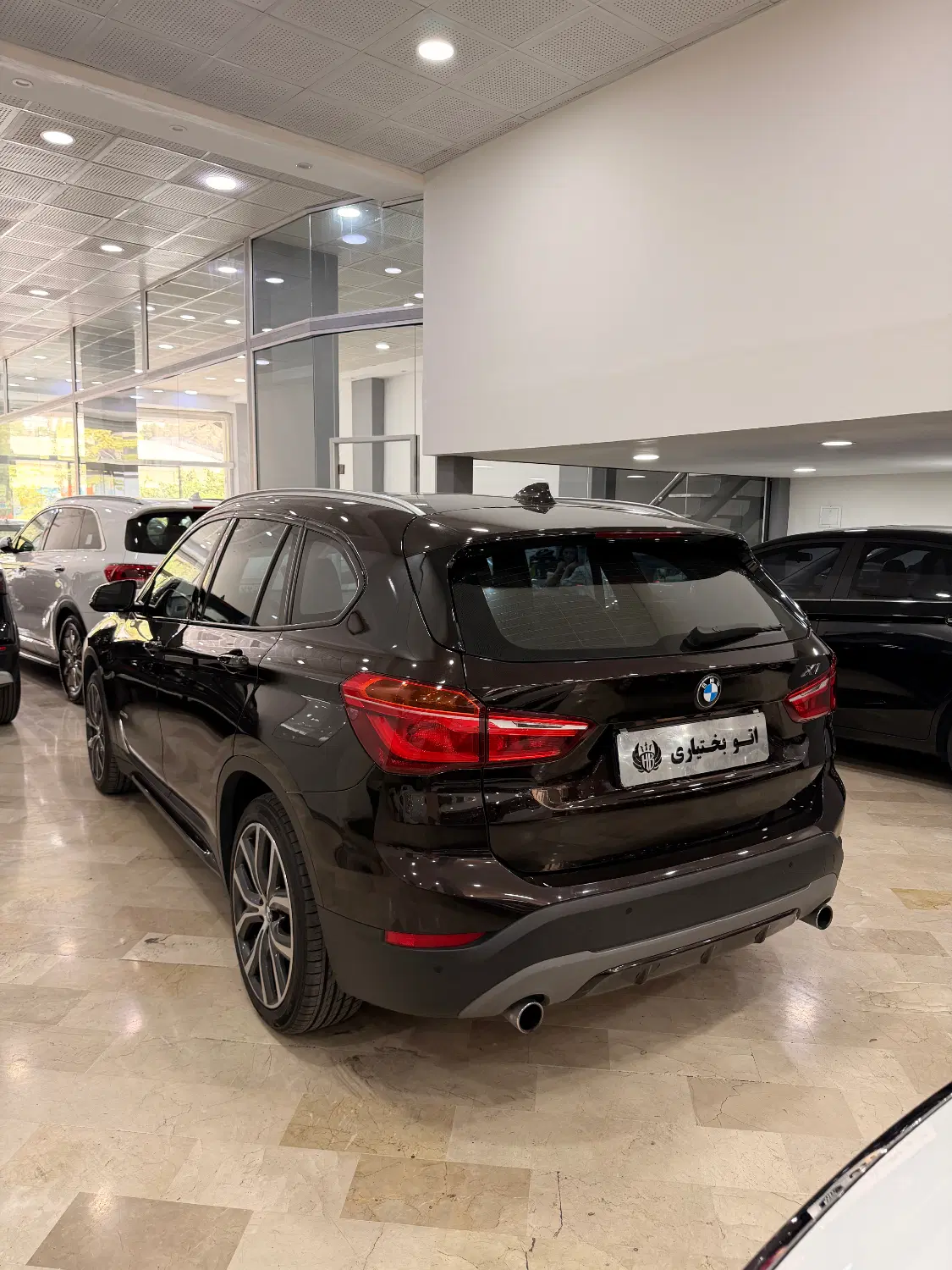 Bmw-x1-مدل 2016-|خودرو سواری و وانت|تهران, شاهین|دیوار