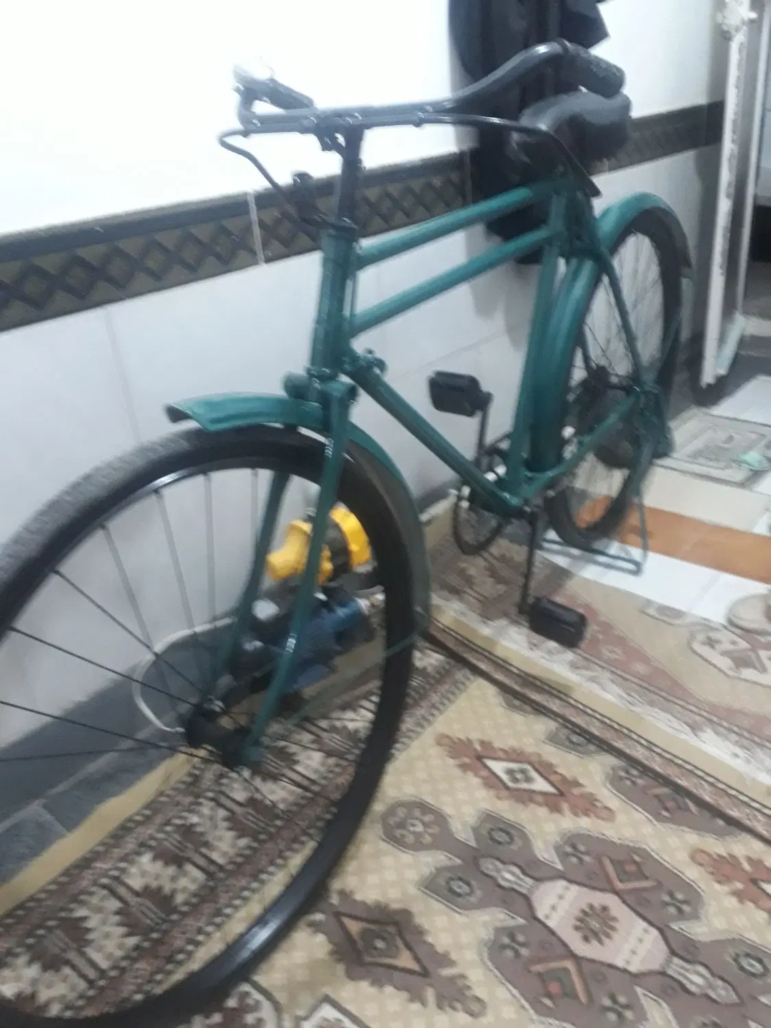 دوچرخه|دوچرخه، اسکیت، اسکوتر|اقبالیه, |دیوار
