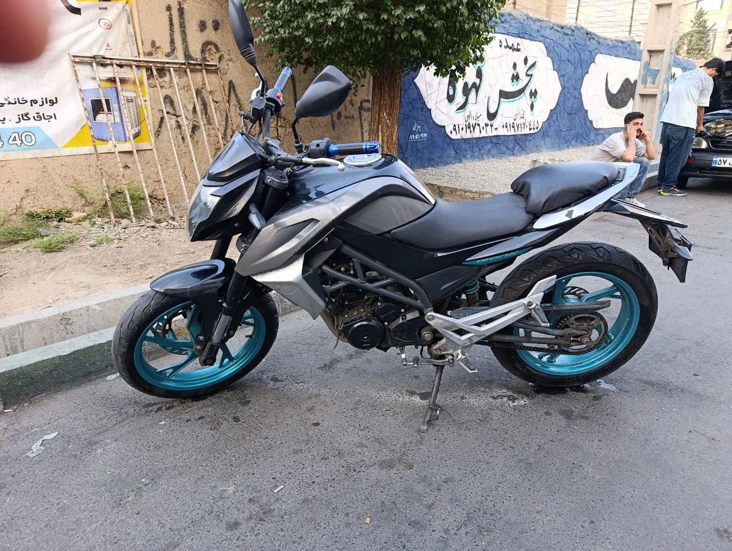 cf150|موتورسیکلت|رباط‌کریم, رباط‌کریم|دیوار