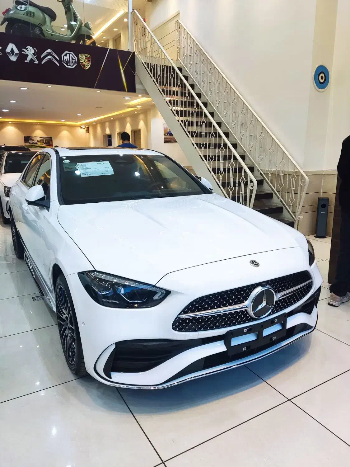 بنز C200 2025|خودرو سواری و وانت|شیراز, فرهنگ شهر|دیوار