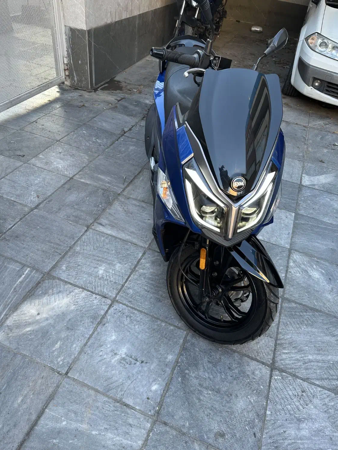 j200|موتورسیکلت|تهران, سنائی|دیوار