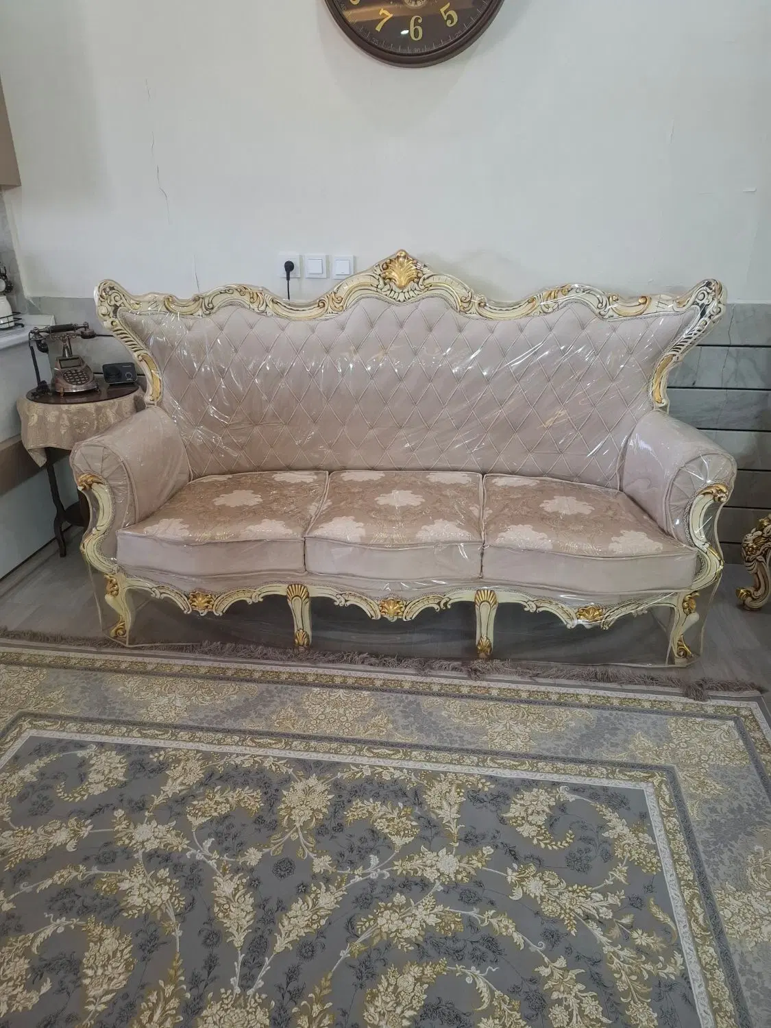 یک د|مبلمان خانگی و میز عسلی|اصفهان, طاحونه|دیوار