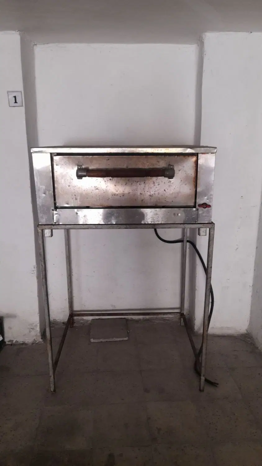 فر پیتزا|کافیشاپ و رستوران|تهران, خواجه نظام الملک|دیوار