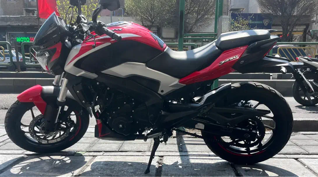 دومینار باجاج ۲۵۰|موتورسیکلت|تهران, گمرک|دیوار