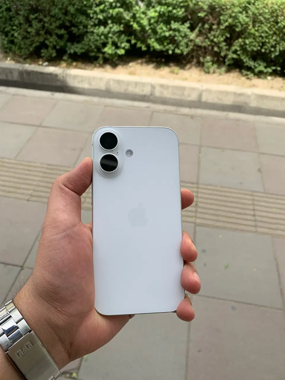 iPhone 16 128|موبایل|اراک, |دیوار