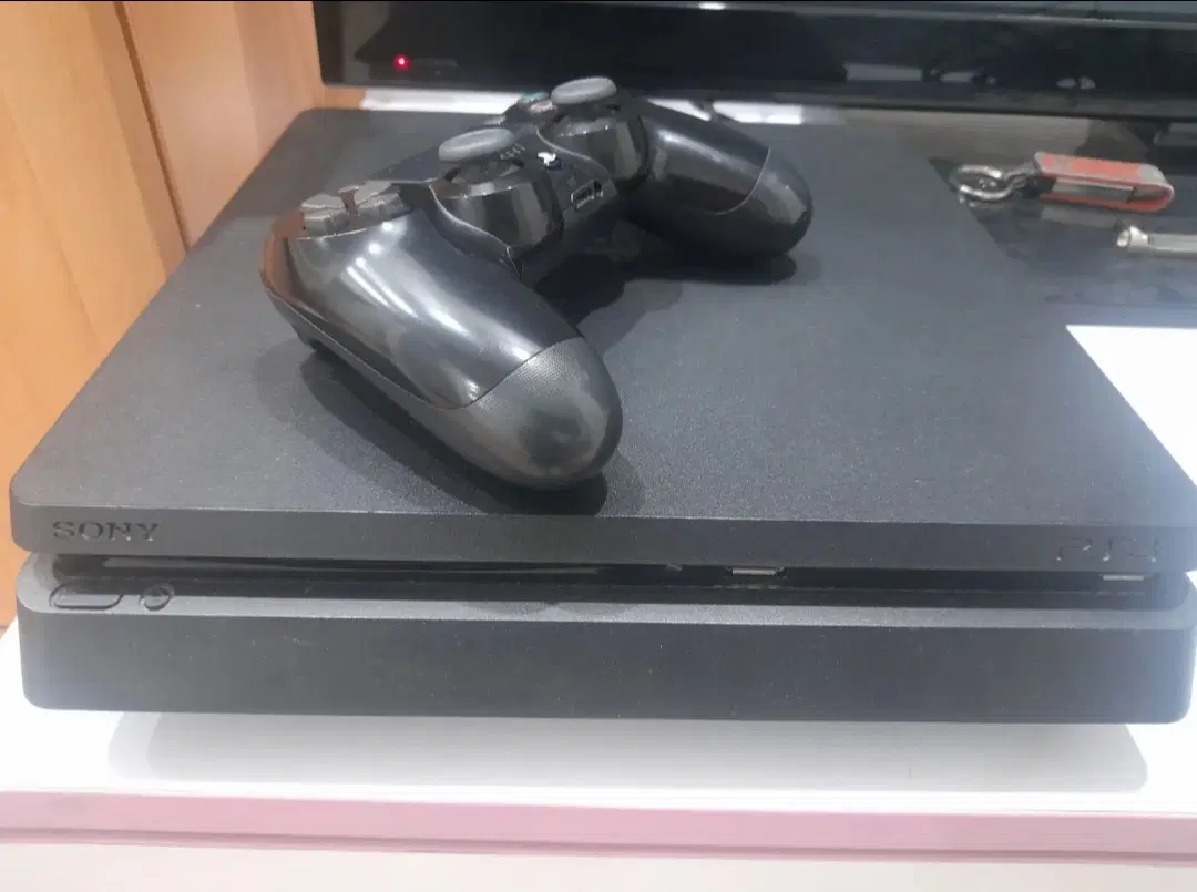 ps4 slim|کنسول، بازی ویدئویی و آنلاین|تهران, اکباتان|دیوار