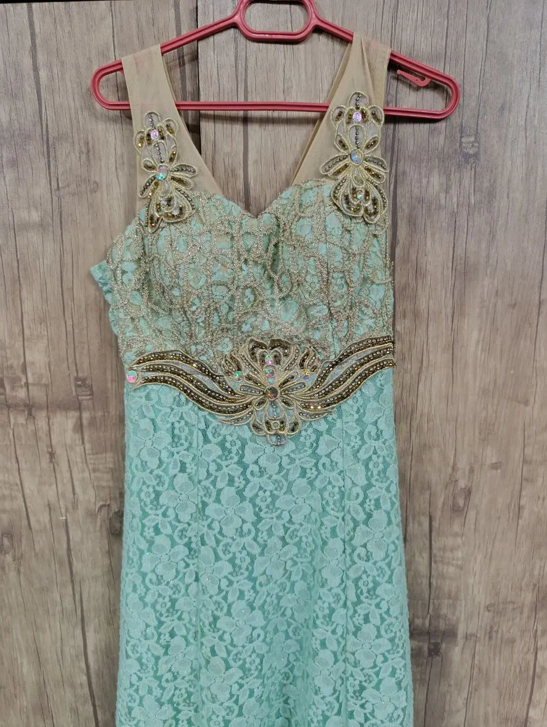 لباس مجلسی|لباس|مشهد, نوده|دیوار