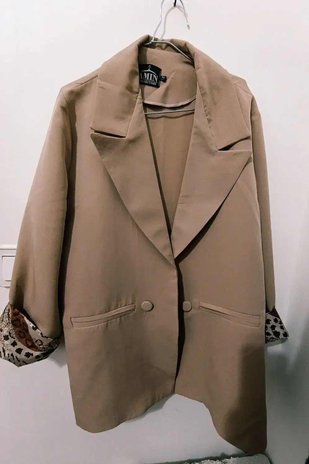 کت نو|لباس|پارس‌آباد, |دیوار