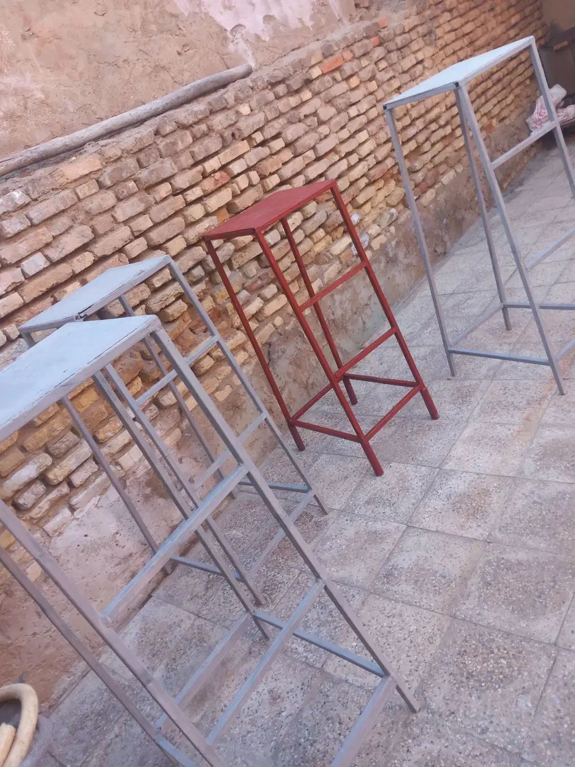 سمسار|صندلی و نیمکت|سوسنگرد, |دیوار