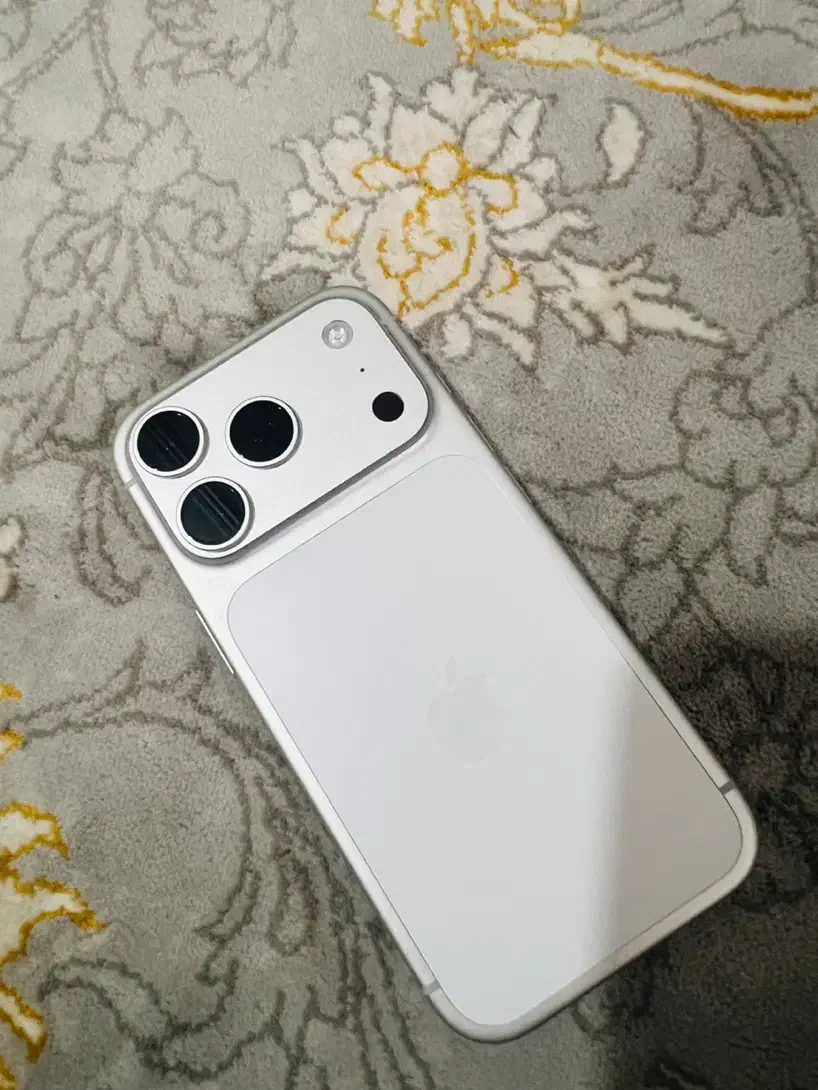 ایفون 17pro|موبایل|زاهدان, |دیوار