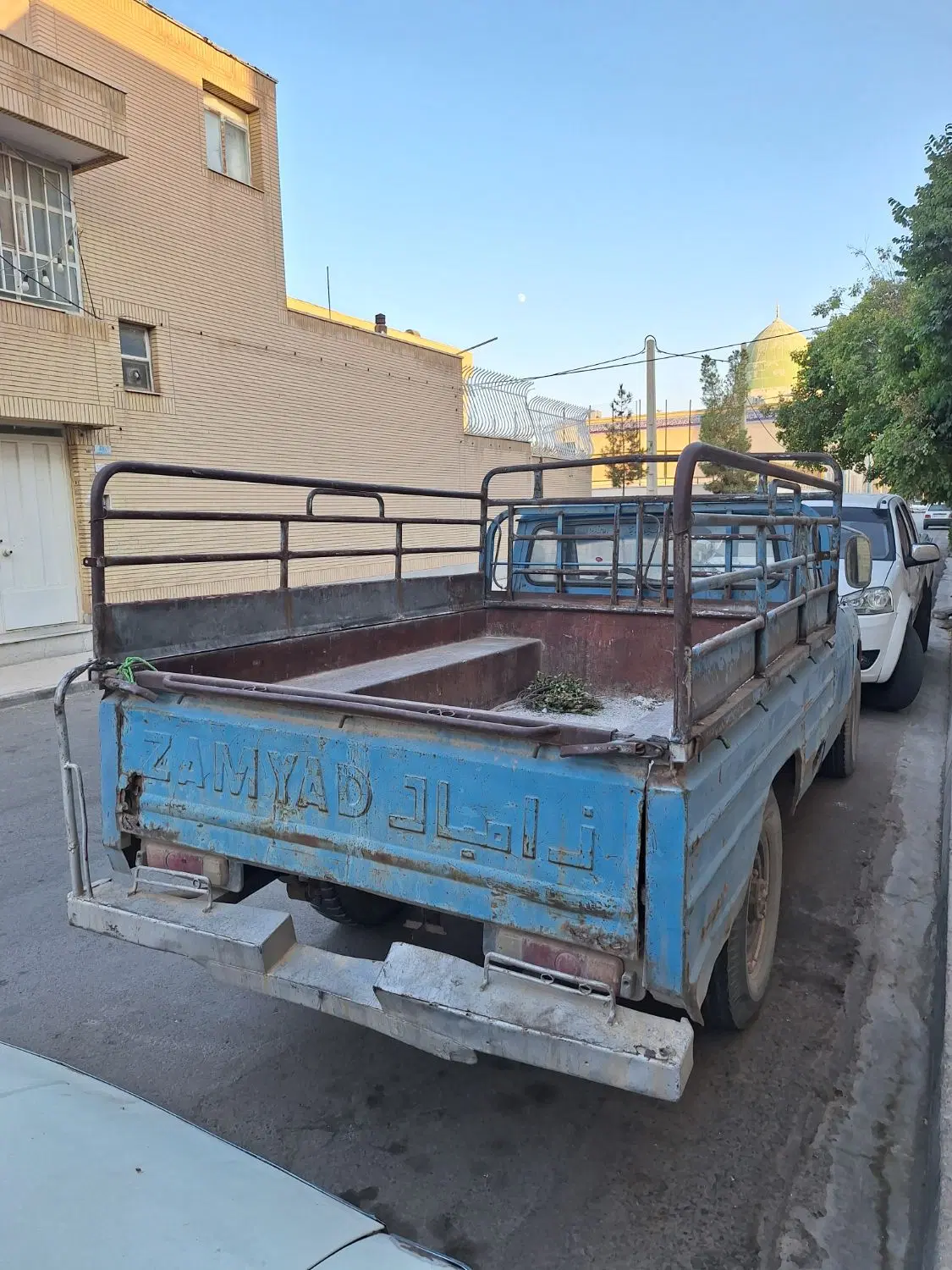 نیسان|خودرو سواری و وانت|شاهین‌شهر, بانک استان|دیوار
