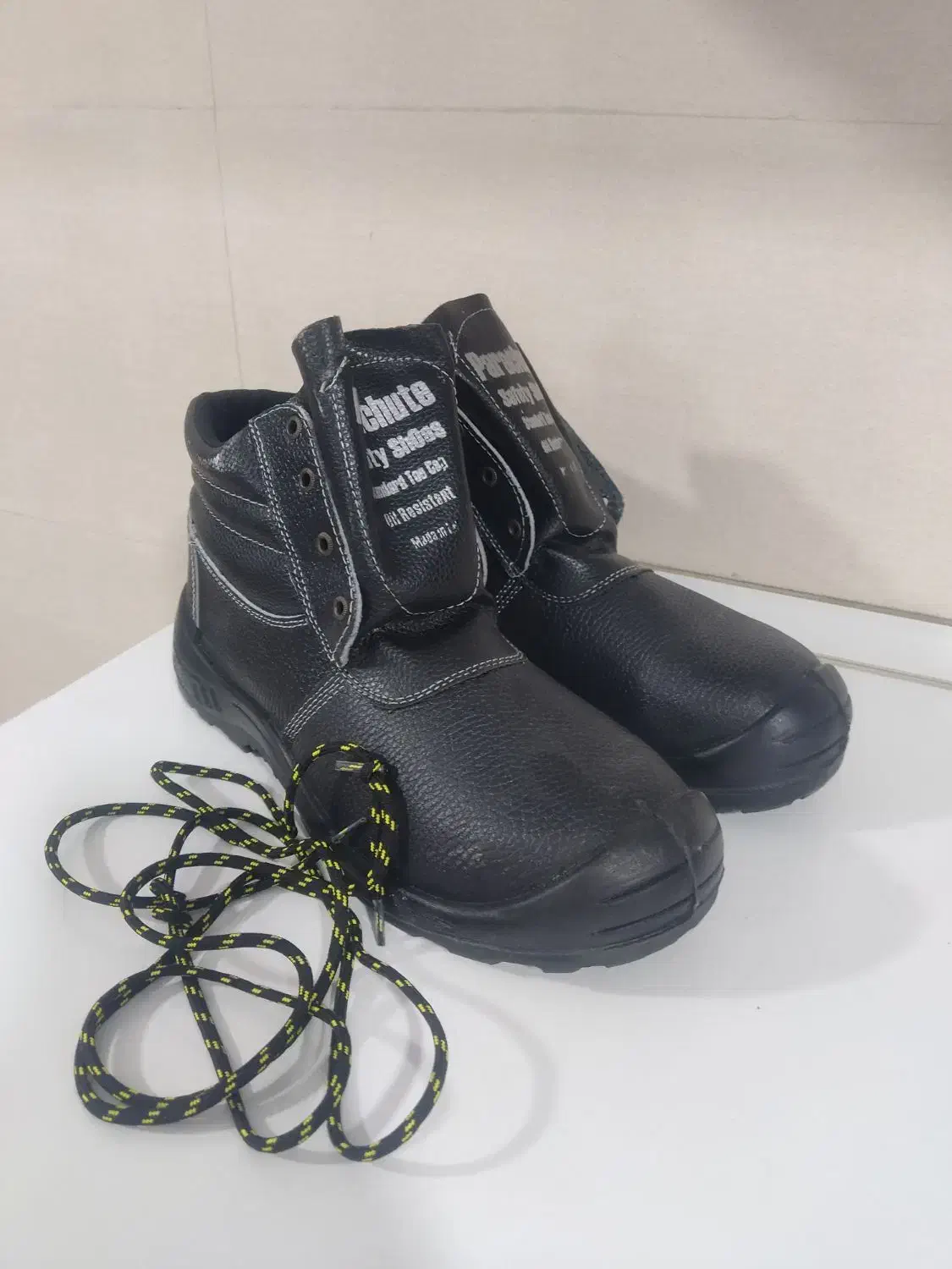 کفش ایمنی۴۲|کیف، کفش، کمربند|امیدیه, |دیوار