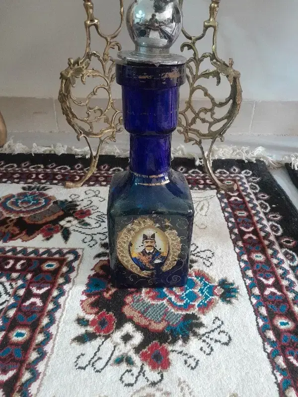 قیلون|کلکسیون و سرگرمی|تربتحیدریه, آغوی|دیوار