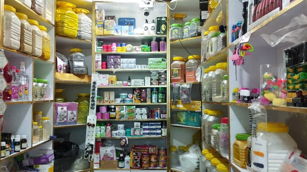 قفسه|کتابخانه، شلف، قفسه‌های دیواری|باوی, |دیوار