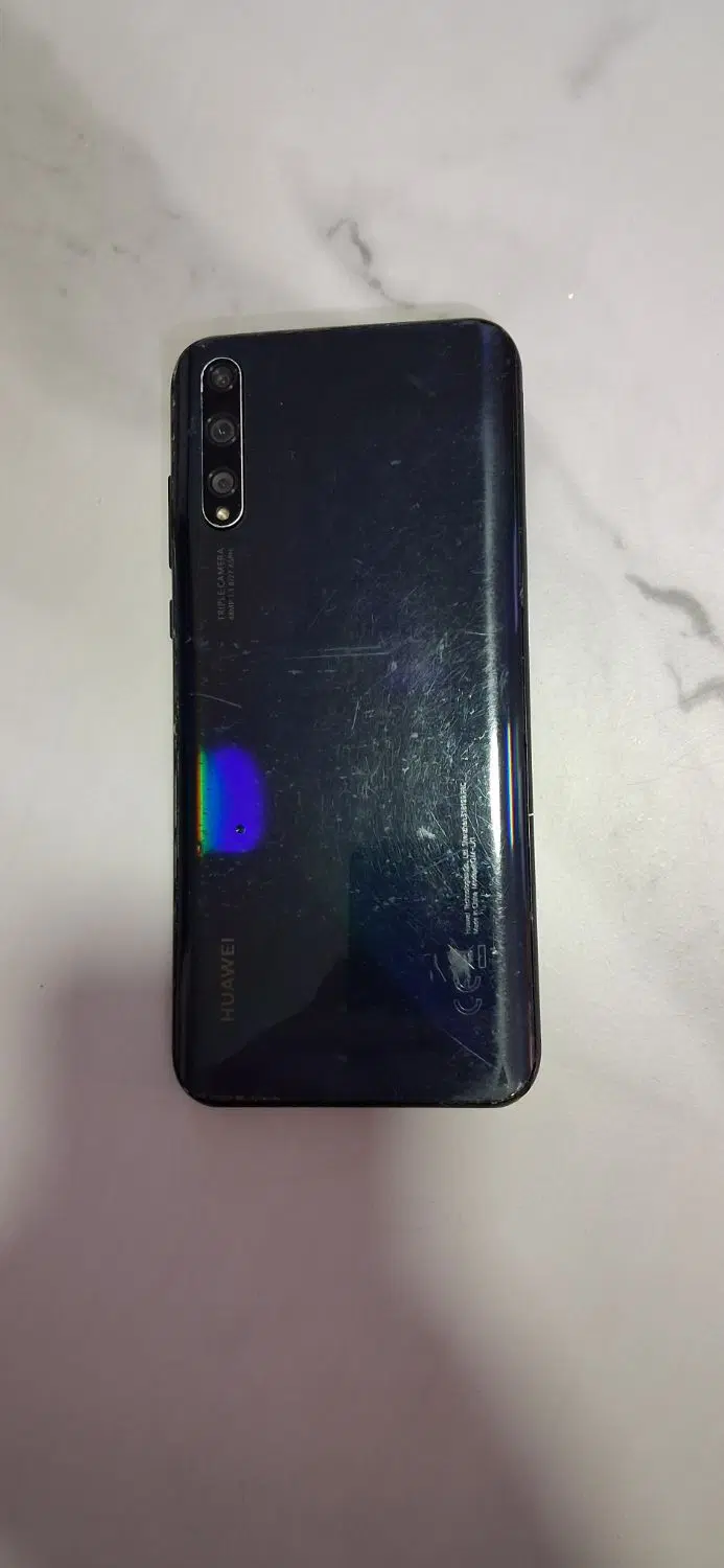 Huawei y8p|موبایل|بروجرد, |دیوار