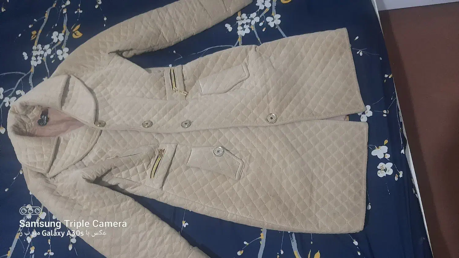 پالتو|لباس|بیرجند, |دیوار