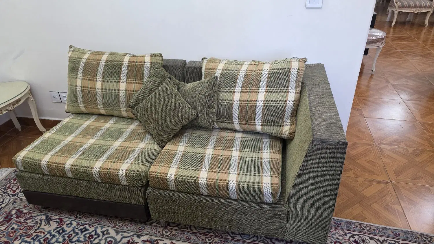 مبل|مبلمان خانگی و میز عسلی|رشت, نامجو|دیوار