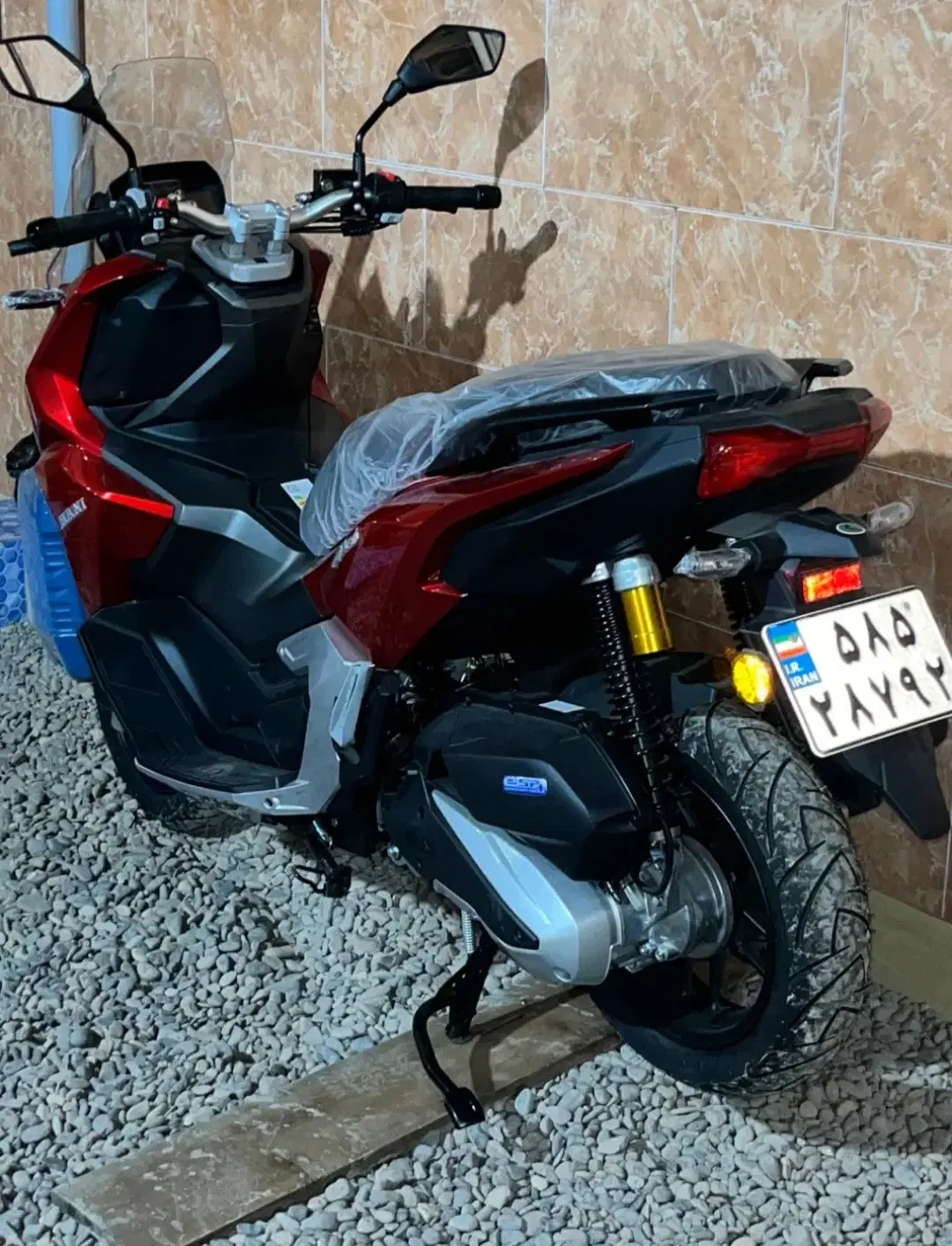 موتور ADV180|موتورسیکلت|خشکبیجار, |دیوار