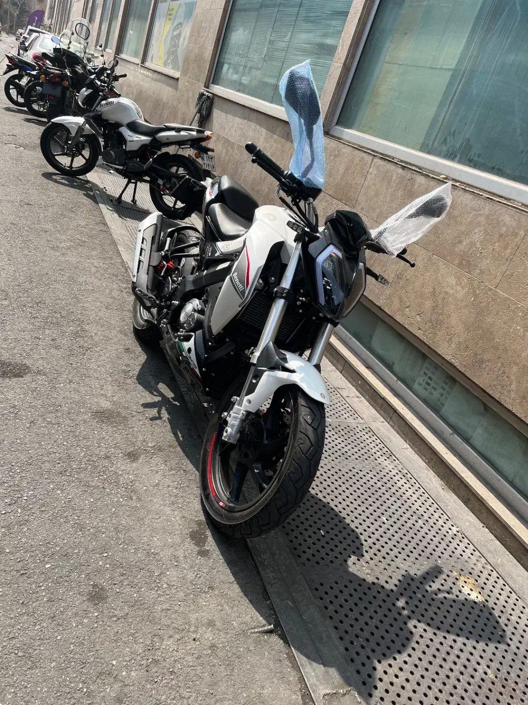 بنلی 180sدرحد صفر|موتورسیکلت|تهران, گمرک|دیوار