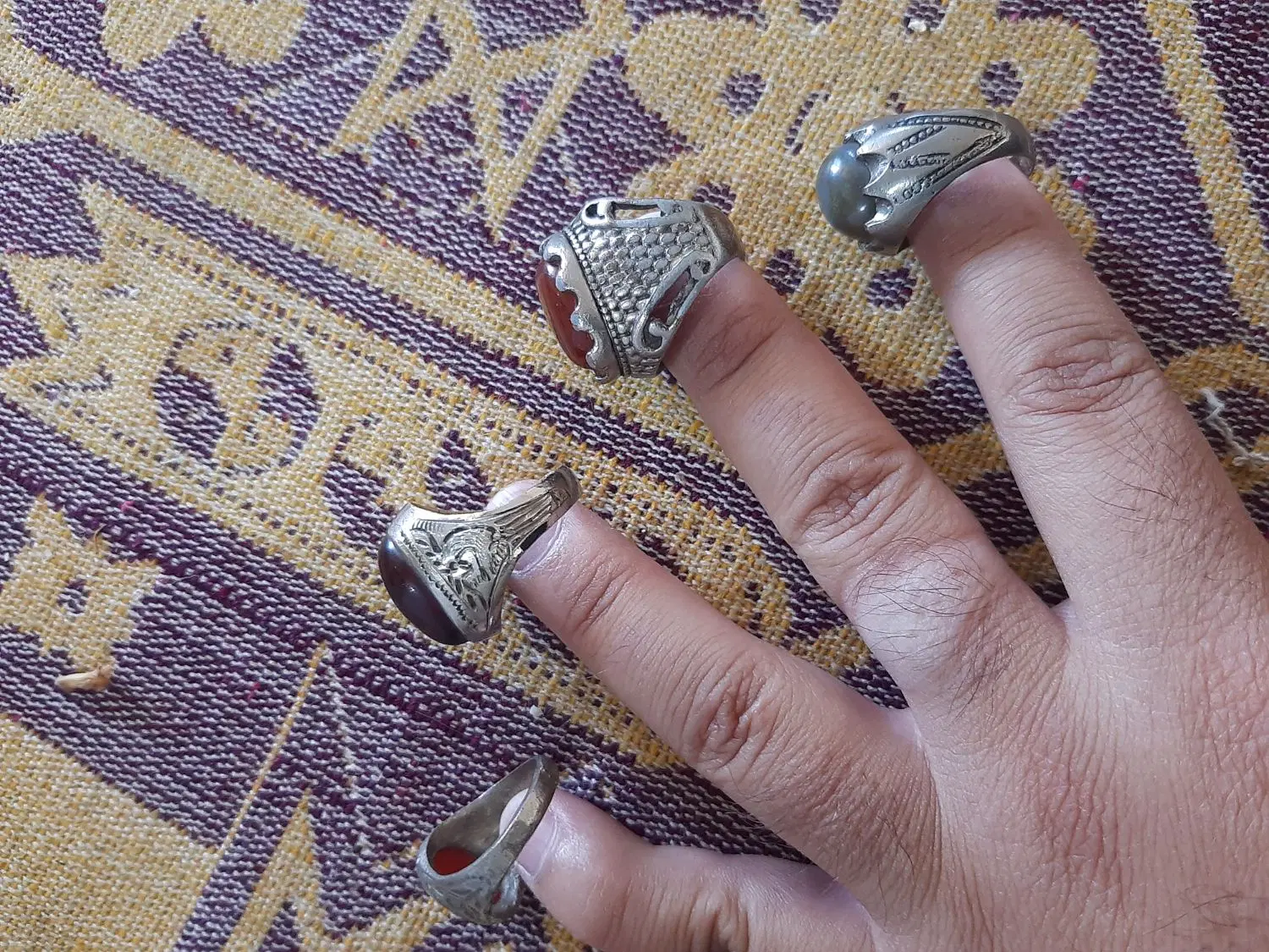 انگشتر|بدلیجات|شیراز, ریاستی|دیوار